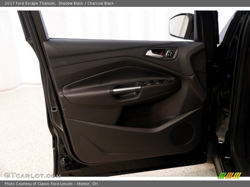 Shadow Black / Charcoal Black 2017 Ford Escape Titanium