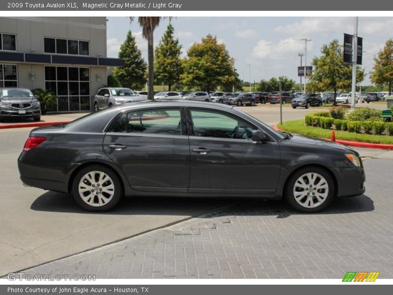 Magnetic Gray Metallic / Light Gray 2009 Toyota Avalon XLS