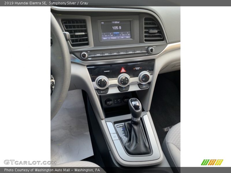 Symphony Silver / Gray 2019 Hyundai Elantra SE
