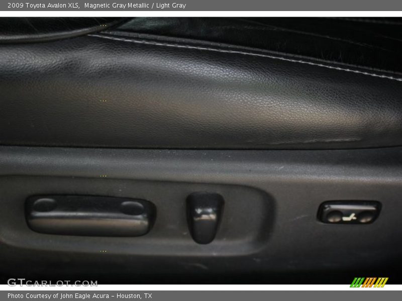 Magnetic Gray Metallic / Light Gray 2009 Toyota Avalon XLS