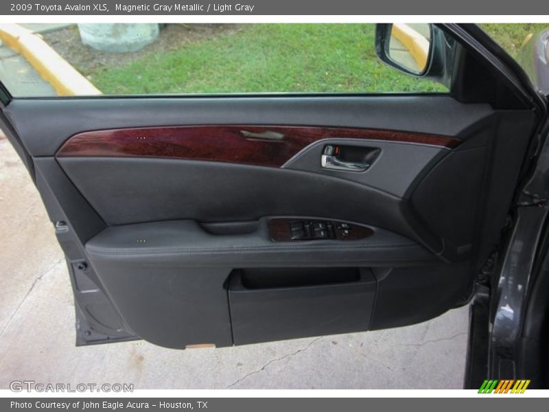 Magnetic Gray Metallic / Light Gray 2009 Toyota Avalon XLS