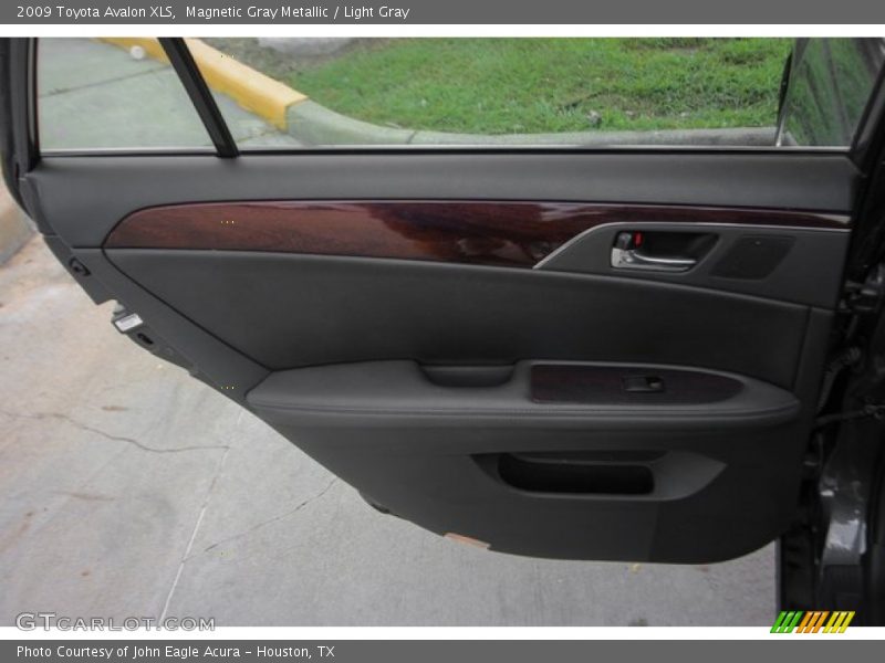 Magnetic Gray Metallic / Light Gray 2009 Toyota Avalon XLS