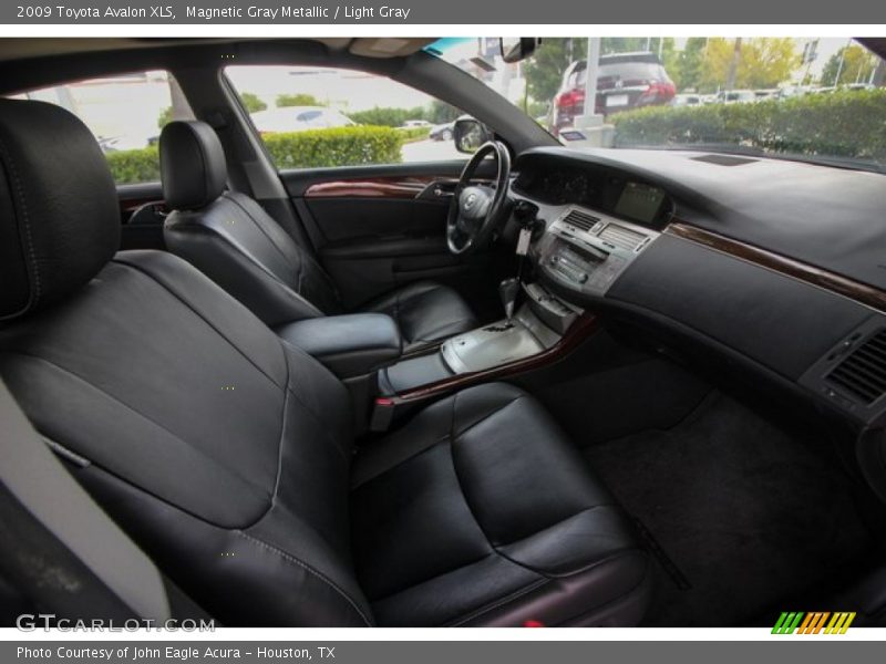 Magnetic Gray Metallic / Light Gray 2009 Toyota Avalon XLS