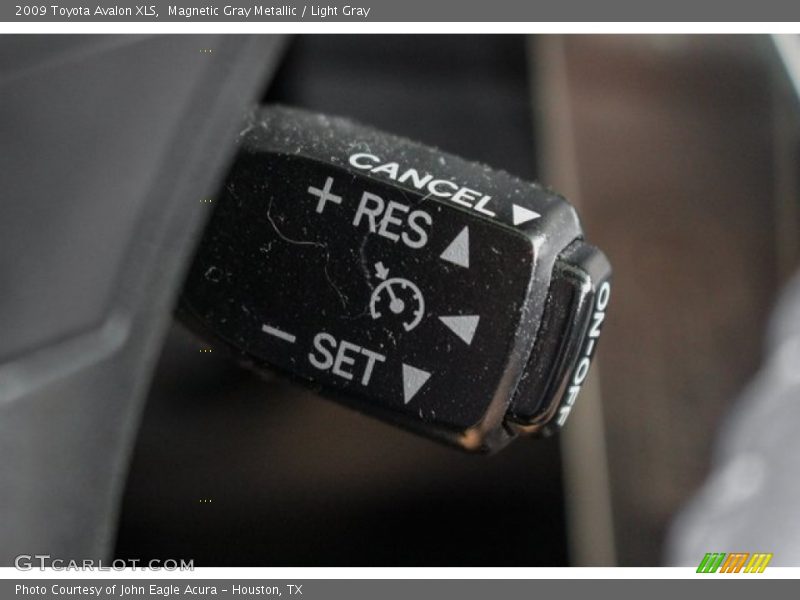 Magnetic Gray Metallic / Light Gray 2009 Toyota Avalon XLS