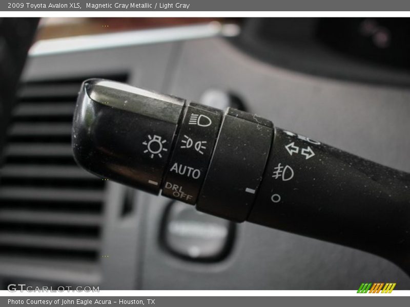 Magnetic Gray Metallic / Light Gray 2009 Toyota Avalon XLS
