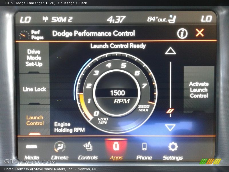 Go Mango / Black 2019 Dodge Challenger 1320