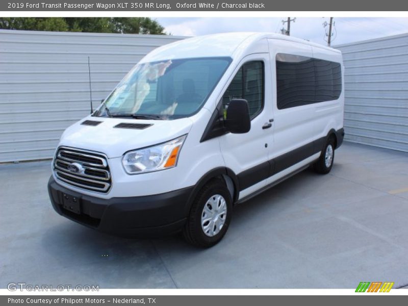 Oxford White / Charcoal black 2019 Ford Transit Passenger Wagon XLT 350 MR Long