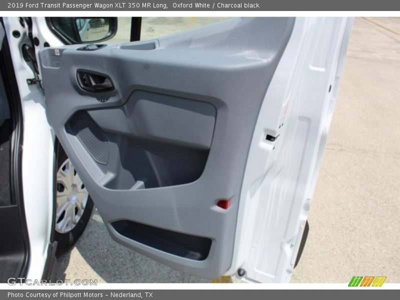 Oxford White / Charcoal black 2019 Ford Transit Passenger Wagon XLT 350 MR Long