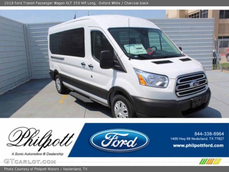 Oxford White / Charcoal black 2019 Ford Transit Passenger Wagon XLT 350 MR Long