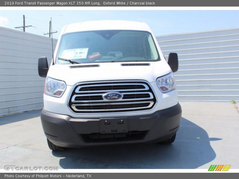 Oxford White / Charcoal black 2019 Ford Transit Passenger Wagon XLT 350 MR Long
