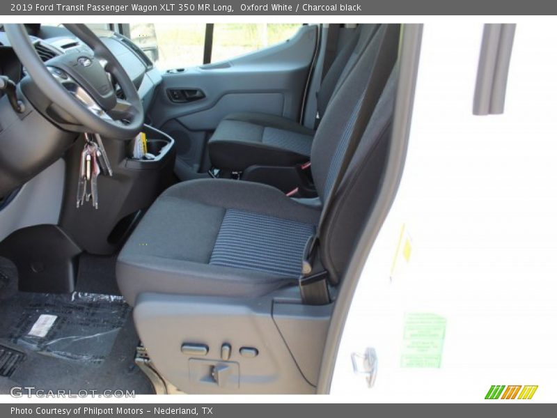 Oxford White / Charcoal black 2019 Ford Transit Passenger Wagon XLT 350 MR Long
