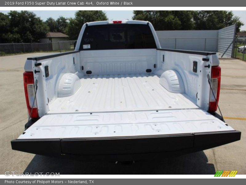 Oxford White / Black 2019 Ford F350 Super Duty Lariat Crew Cab 4x4