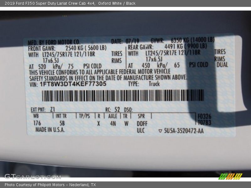 Oxford White / Black 2019 Ford F350 Super Duty Lariat Crew Cab 4x4