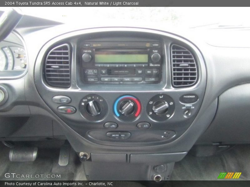 Natural White / Light Charcoal 2004 Toyota Tundra SR5 Access Cab 4x4