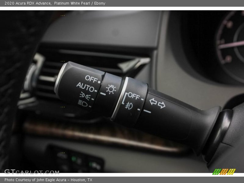 Controls of 2020 RDX Advance