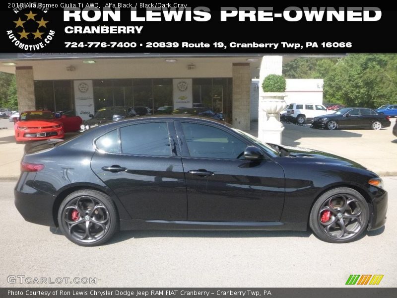 Alfa Black / Black/Dark Gray 2018 Alfa Romeo Giulia Ti AWD