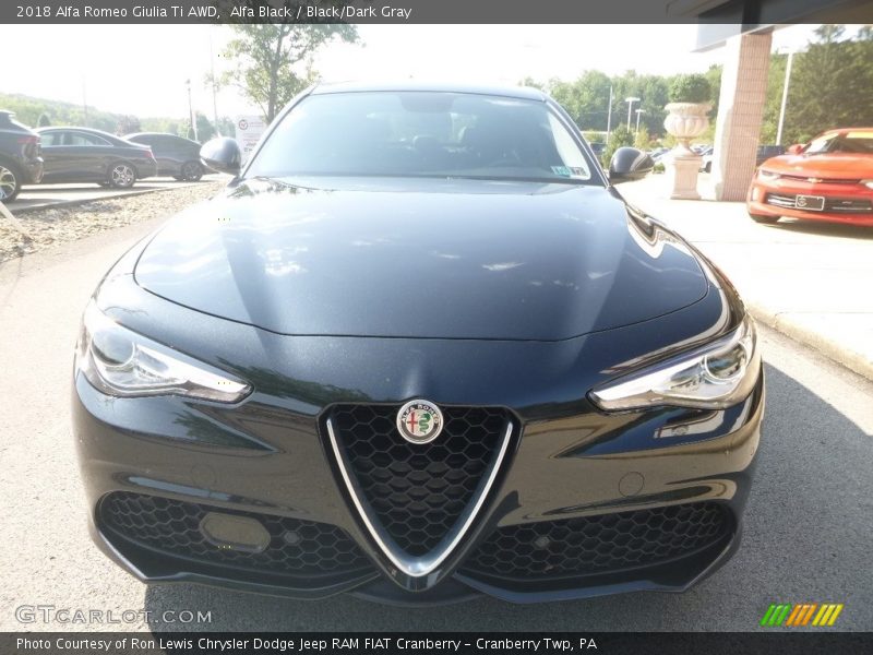 Alfa Black / Black/Dark Gray 2018 Alfa Romeo Giulia Ti AWD
