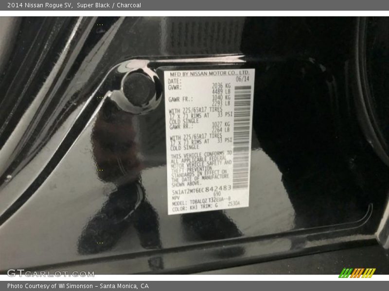 Super Black / Charcoal 2014 Nissan Rogue SV