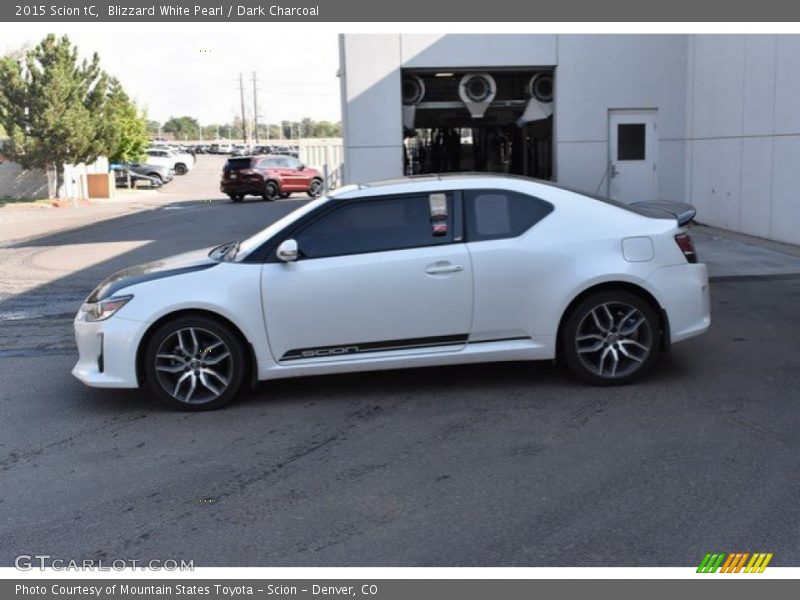 Blizzard White Pearl / Dark Charcoal 2015 Scion tC