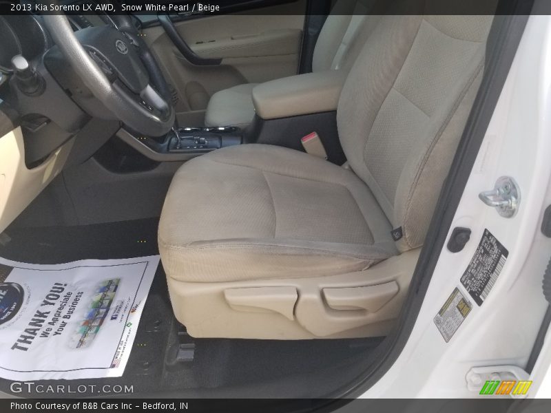 Snow White Pearl / Beige 2013 Kia Sorento LX AWD