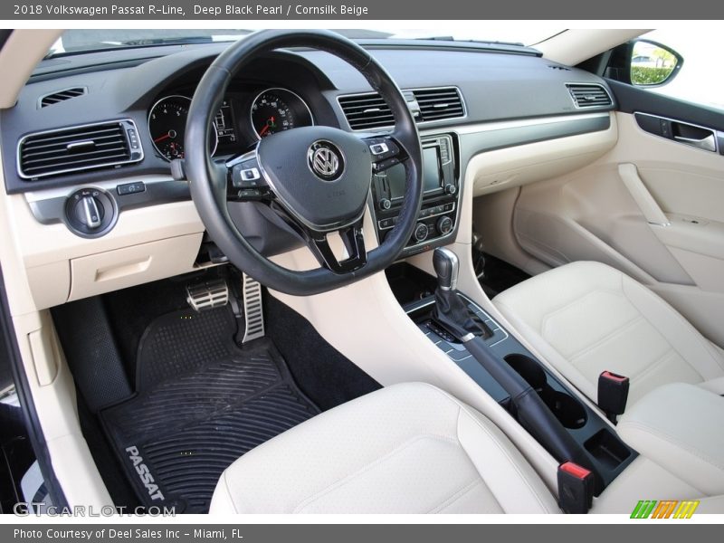 Deep Black Pearl / Cornsilk Beige 2018 Volkswagen Passat R-Line