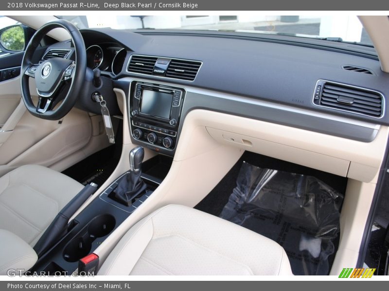 Deep Black Pearl / Cornsilk Beige 2018 Volkswagen Passat R-Line