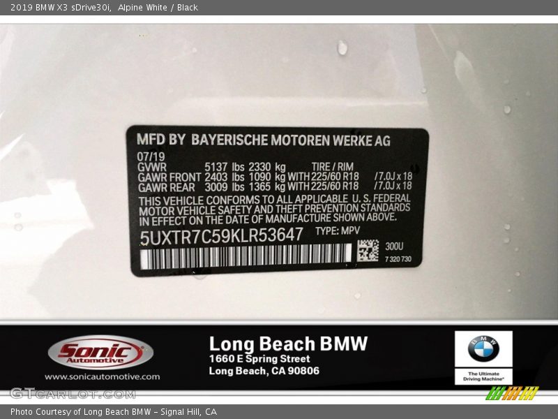 Alpine White / Black 2019 BMW X3 sDrive30i