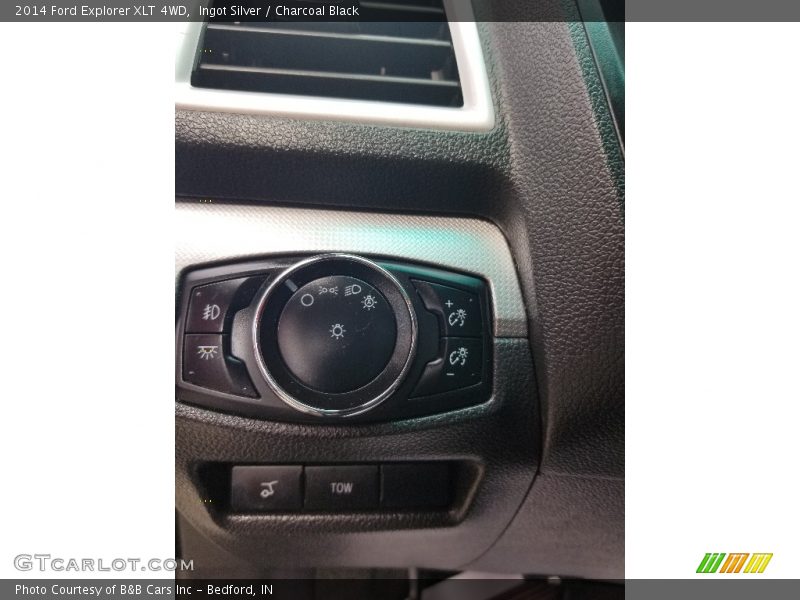 Ingot Silver / Charcoal Black 2014 Ford Explorer XLT 4WD