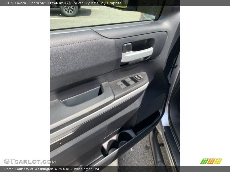 Silver Sky Metallic / Graphite 2019 Toyota Tundra SR5 CrewMax 4x4