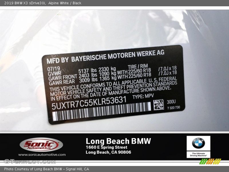 Alpine White / Black 2019 BMW X3 sDrive30i
