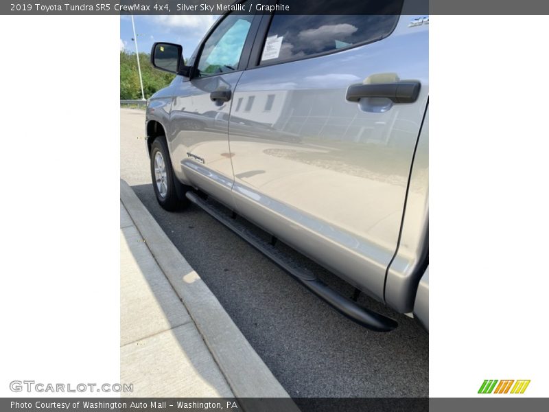 Silver Sky Metallic / Graphite 2019 Toyota Tundra SR5 CrewMax 4x4