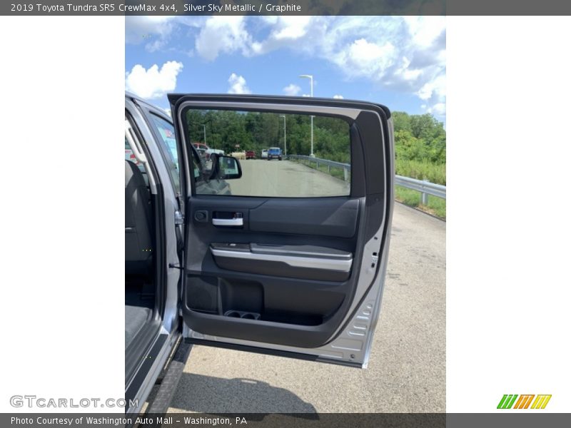 Silver Sky Metallic / Graphite 2019 Toyota Tundra SR5 CrewMax 4x4