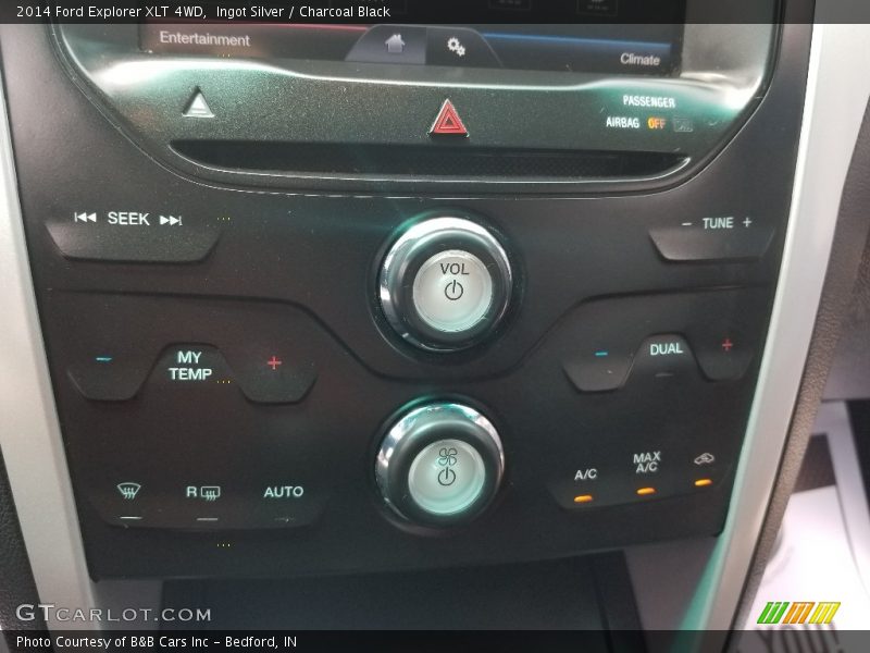 Ingot Silver / Charcoal Black 2014 Ford Explorer XLT 4WD