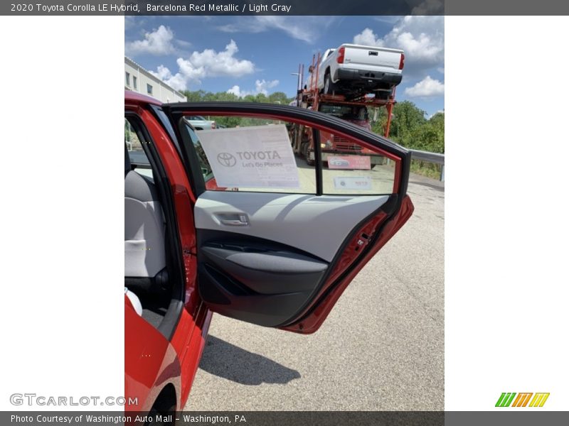 Barcelona Red Metallic / Light Gray 2020 Toyota Corolla LE Hybrid