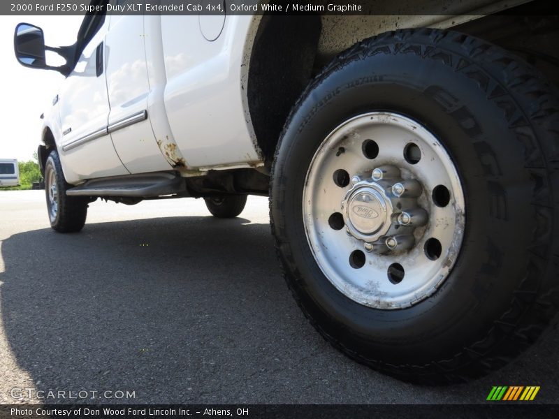 Oxford White / Medium Graphite 2000 Ford F250 Super Duty XLT Extended Cab 4x4