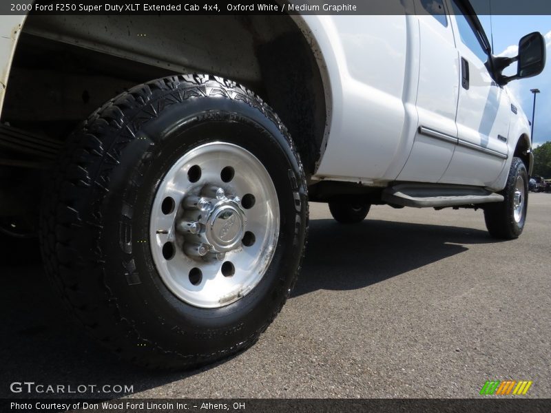 Oxford White / Medium Graphite 2000 Ford F250 Super Duty XLT Extended Cab 4x4