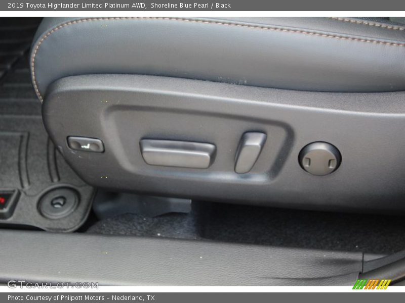 Shoreline Blue Pearl / Black 2019 Toyota Highlander Limited Platinum AWD