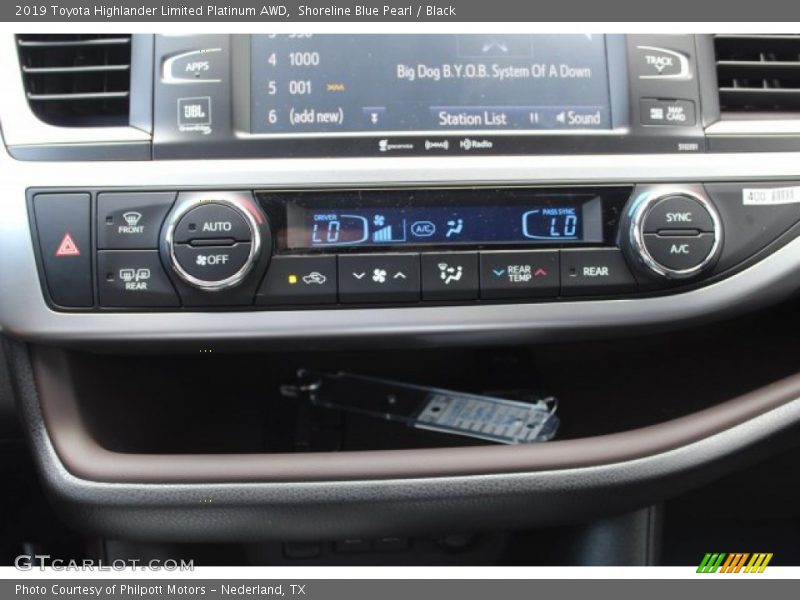 Shoreline Blue Pearl / Black 2019 Toyota Highlander Limited Platinum AWD