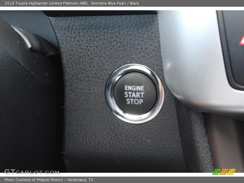 Shoreline Blue Pearl / Black 2019 Toyota Highlander Limited Platinum AWD