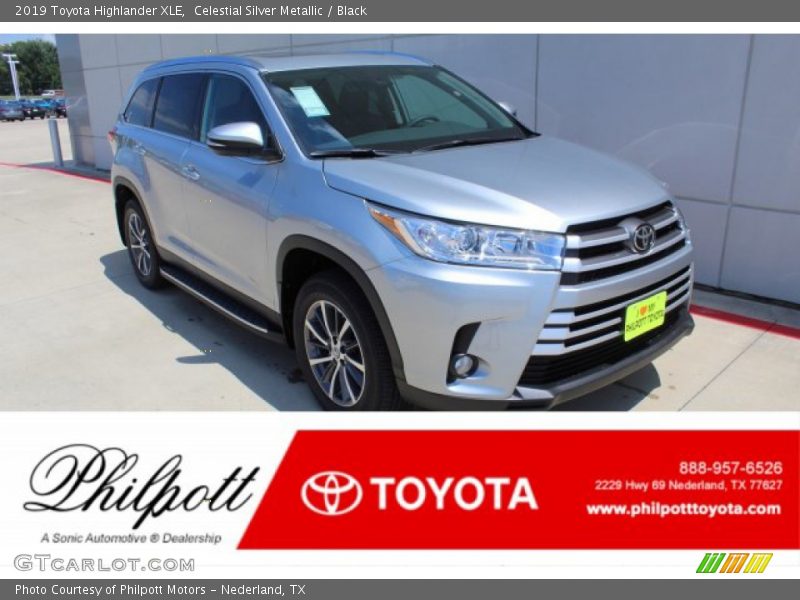 Celestial Silver Metallic / Black 2019 Toyota Highlander XLE