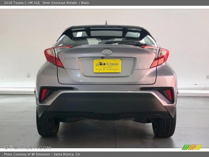 Silver Knockout Metallic / Black 2018 Toyota C-HR XLE