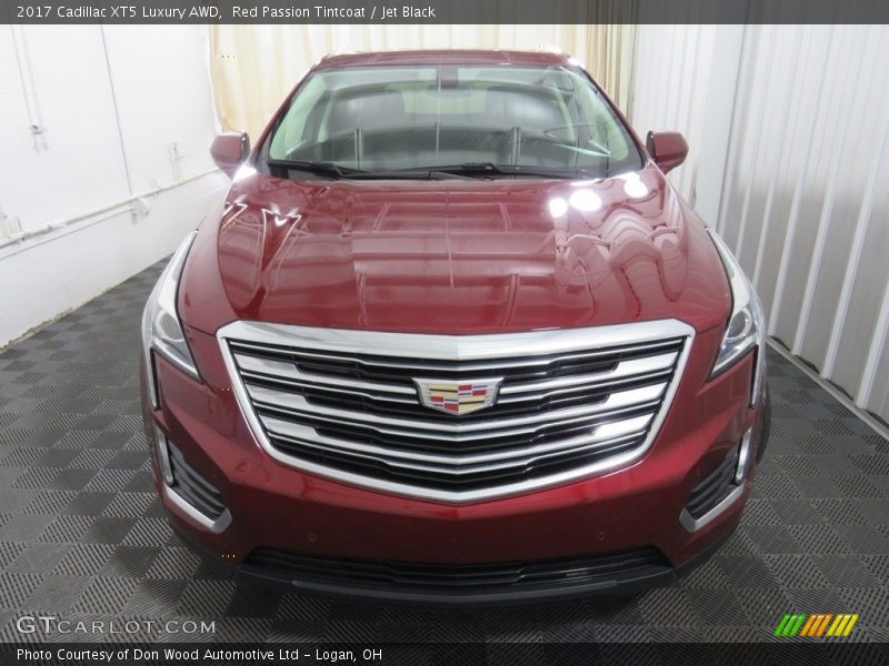 Red Passion Tintcoat / Jet Black 2017 Cadillac XT5 Luxury AWD