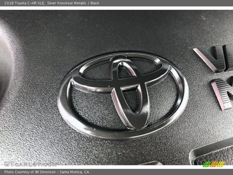 Silver Knockout Metallic / Black 2018 Toyota C-HR XLE