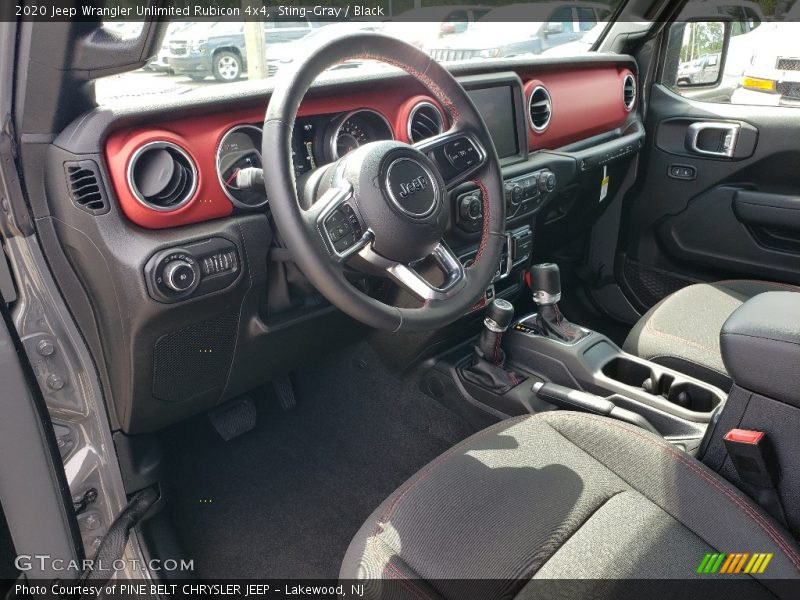 Dashboard of 2020 Wrangler Unlimited Rubicon 4x4
