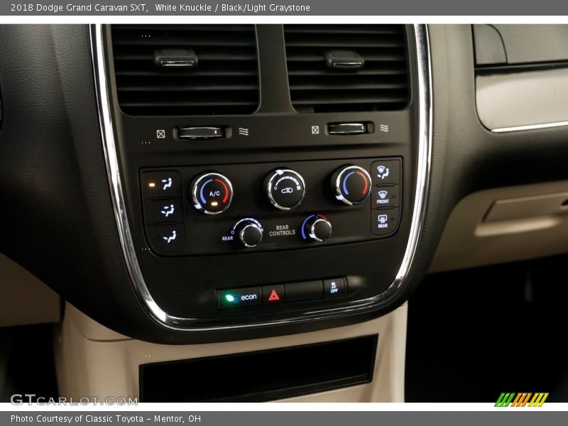 White Knuckle / Black/Light Graystone 2018 Dodge Grand Caravan SXT