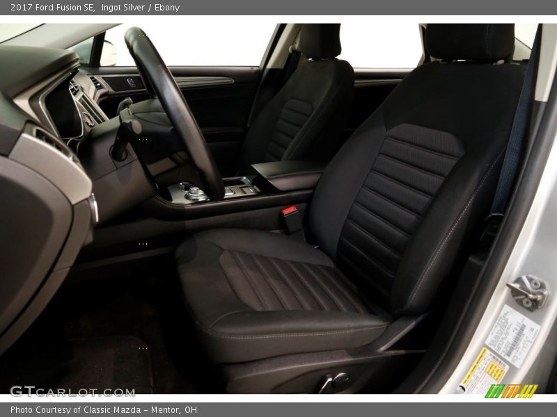Ingot Silver / Ebony 2017 Ford Fusion SE