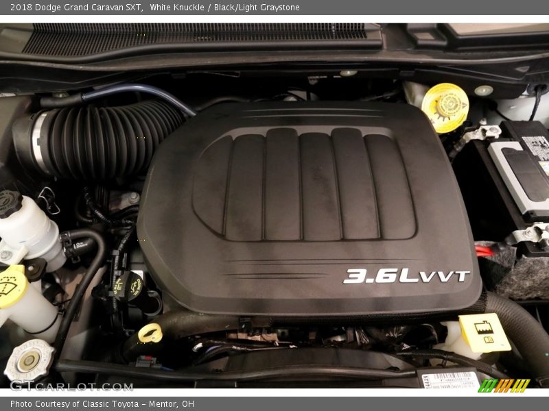 White Knuckle / Black/Light Graystone 2018 Dodge Grand Caravan SXT