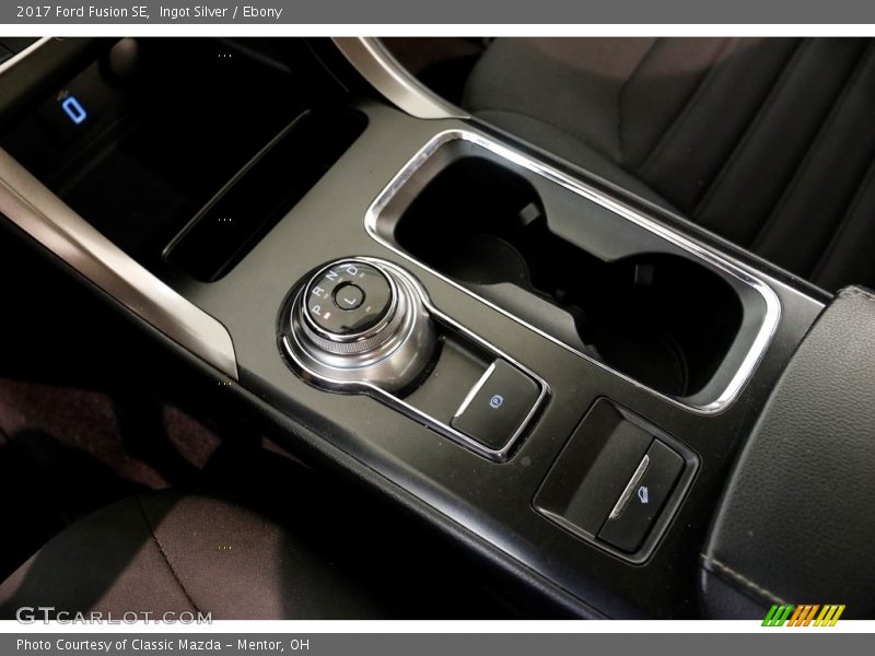 Ingot Silver / Ebony 2017 Ford Fusion SE