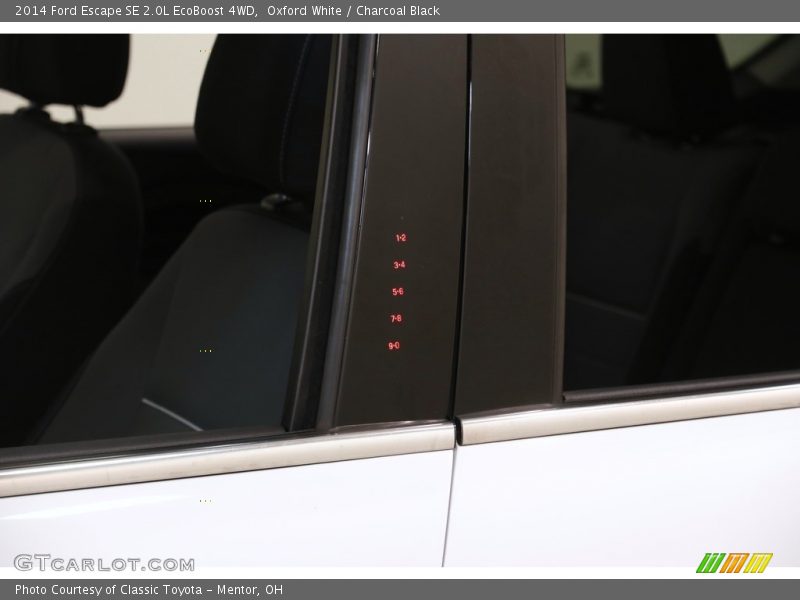 Oxford White / Charcoal Black 2014 Ford Escape SE 2.0L EcoBoost 4WD