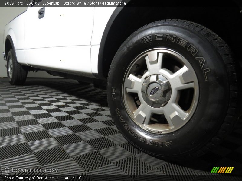 Oxford White / Stone/Medium Stone 2009 Ford F150 XLT SuperCab